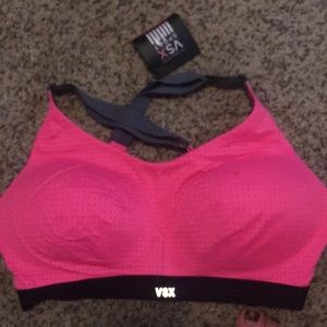 Victoria’s Secret sports Bra